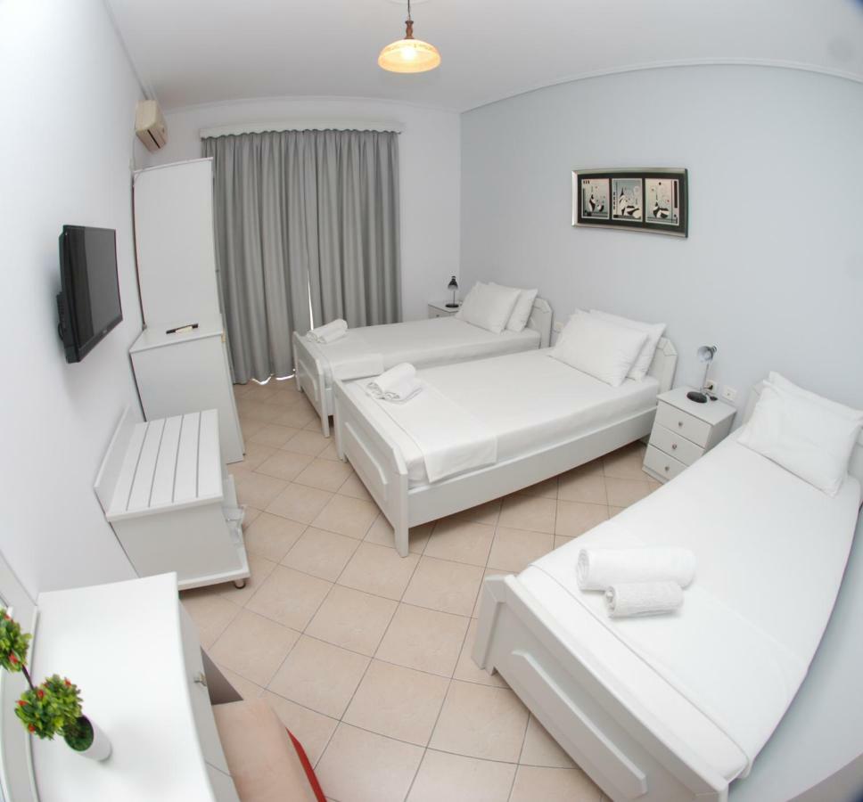 Hotel Ms Sarande Exterior photo
